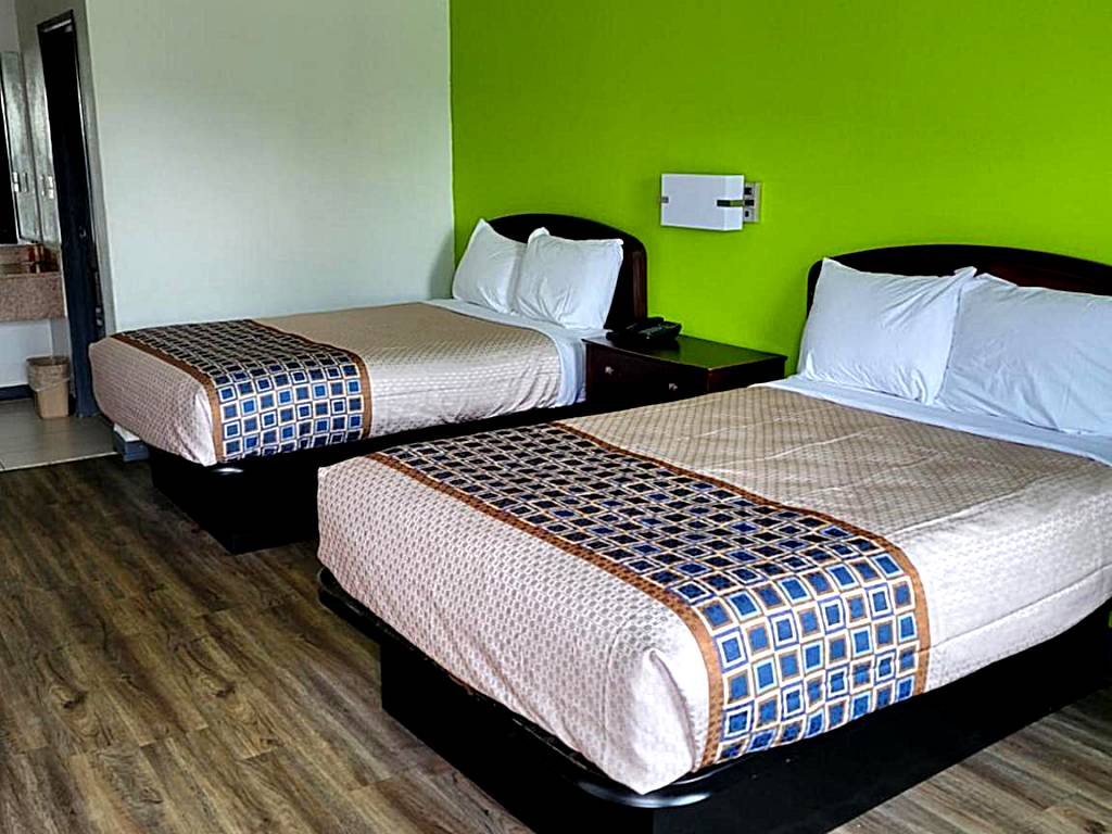 zanieestorellc budgetel innandsuites: Double Room with Two Double Beds - Non-Smoking