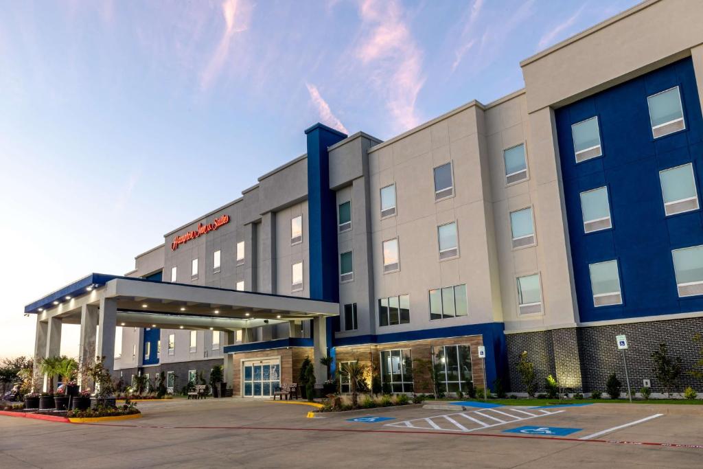 Hampton Inn & Suites Cleburne