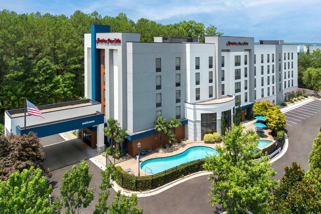 Hampton Inn & Suites Atlanta-Six Flags